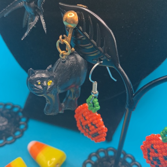 Fun Halloween Bundle - Picture 5 of 6